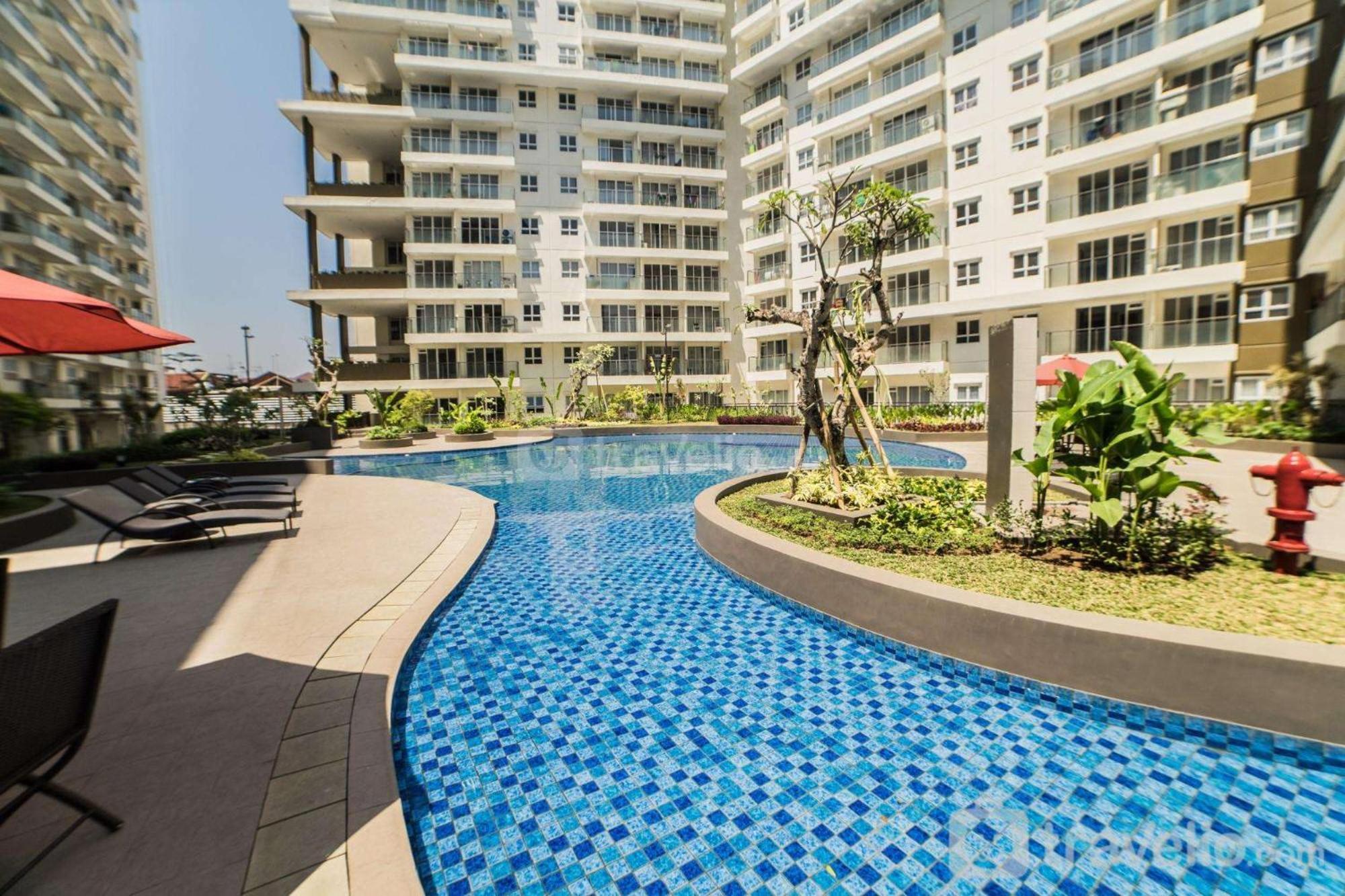 Minimalist And 1br At Gateway Pasteur By Travelio