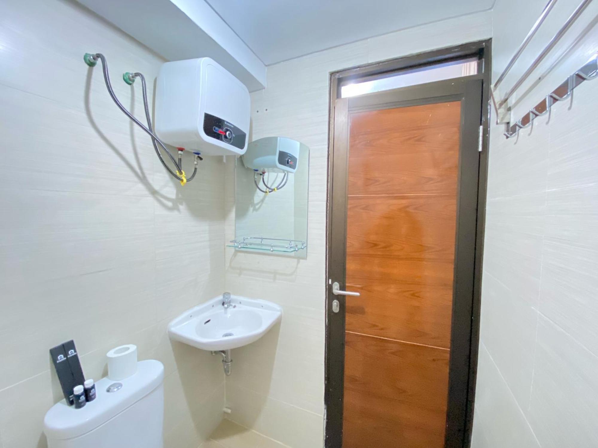 Minimalist And 1br At Gateway Pasteur By Travelio Apartemen *